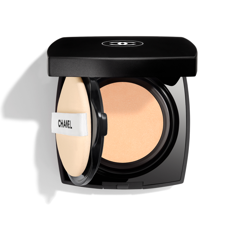 CHANEL シャネル レ ベージュ グロー クッションファンデーション 軽やかなカバー力・フィット感・うるおいツヤ肌
