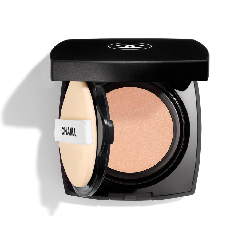CHANEL シャネル レ ベージュ グロー クッションファンデーション 軽やかなカバー力・フィット感・うるおいツヤ肌