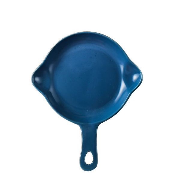 จานเซรามิกสไตล์ยุโรป