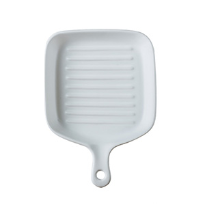 จานเซรามิกสไตล์ยุโรป