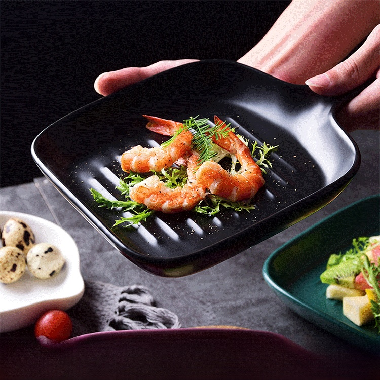 จานเซรามิกสไตล์ยุโรป