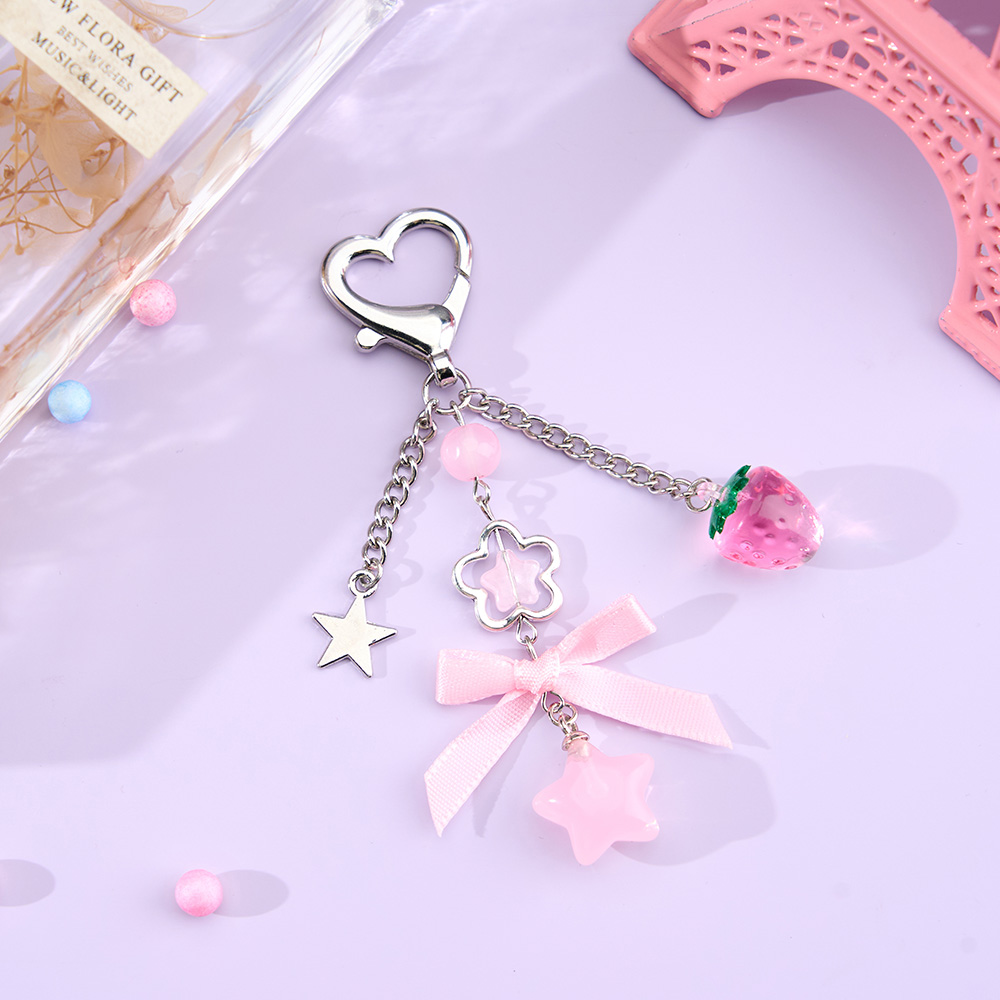 写真からカスタムできるミニフィギュアキーホルダー.ピンク色のキュートなバレンタインギフト.カップル向けのロマンチックなギフト.