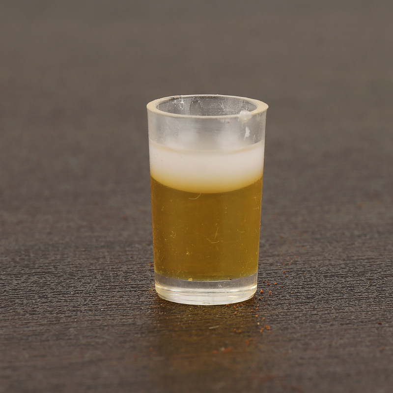ミニビール&ミルクドリンクカップフィギュア リアルな食品&飲料