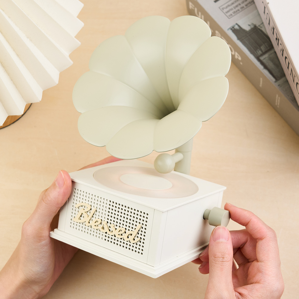 Retro Audio-White