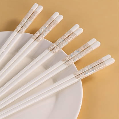 【怎麼摔都不壞】防黴抗菌陶瓷筷