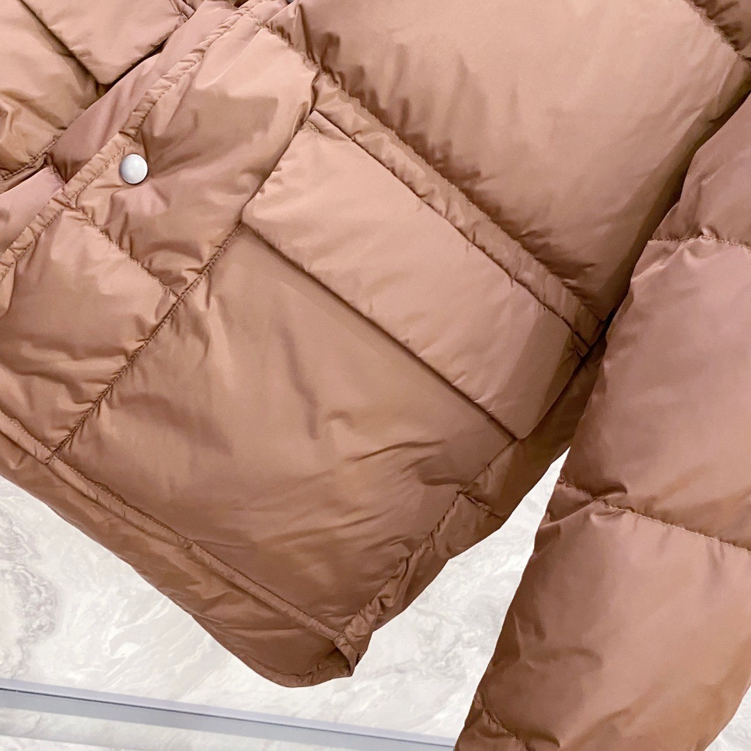 PRADA プラダ ダウンジャケット ブラウン