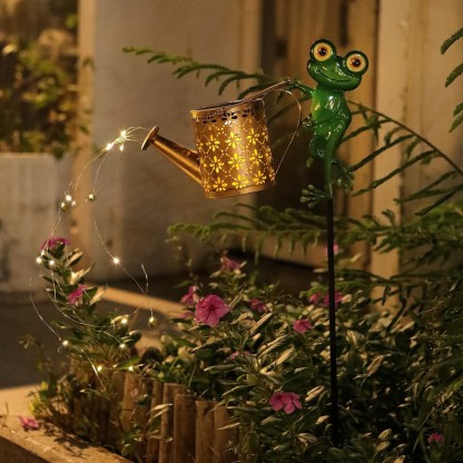 【ใช้โซล่าเซลล์ ไม่เสียค่าไฟสักบาท】ไฟสนามหญ้ารูปทรงซานตาคลอสพลังงานแสงอาทิตย์