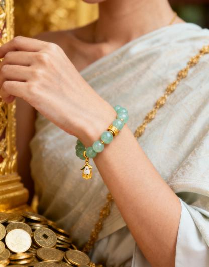 【เพิ่มโชค ของขวัญที่ยอดเยี่ยม】สร้อยข้อมือหยกดอกบัวเรียกทรัพย์