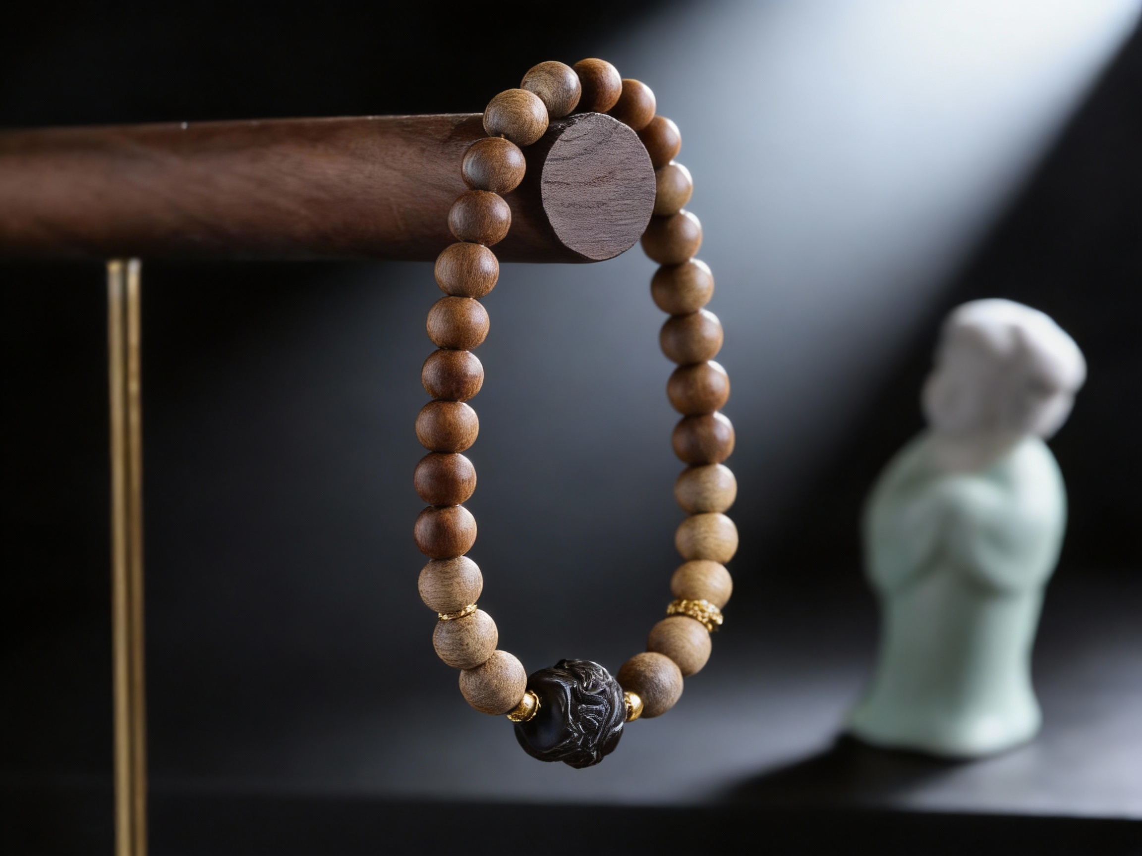 醒狮糖玉沉香手串｜狮佑祥瑞，香通玄境