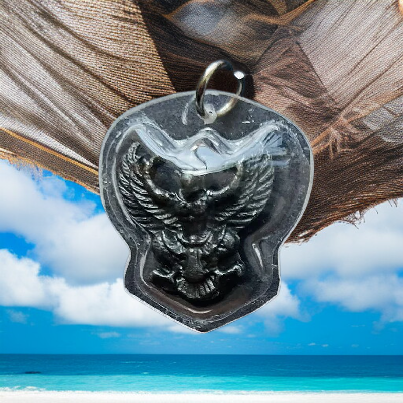 พระเครื่องพญาครุฑไทย