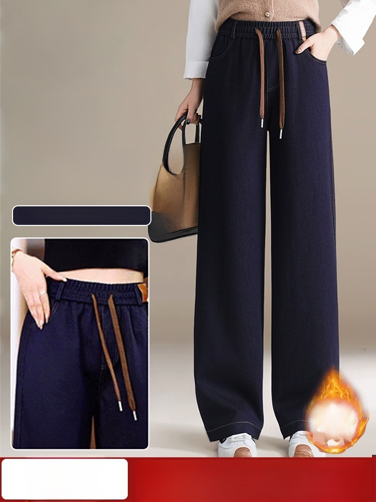 加絨厚款牛仔褲，舒適彈性牛仔布料，高腰包裹小腹，視覺上拉長腿部線條，實現極致顯瘦