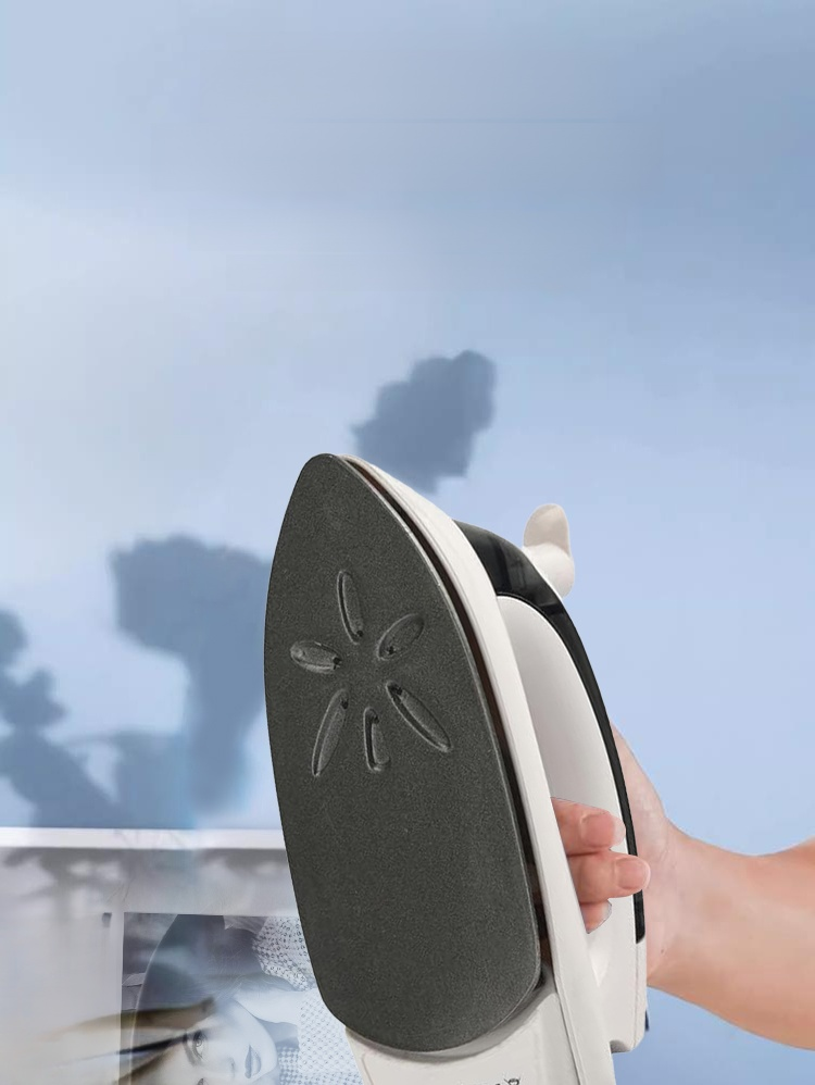 ัเตารีดไอน้ำถอดสายได้ มีปุ่มล้างตะกันในตัว น้ำหนักเบา และสะดวกมาก ราคาคุ้มสุด 🧣พกแล้วไม่หนักกระเป๋า รีดได้เรียบจริง ผ้าไม่ติด ไม่ไหม้ ใช้ได้จริง