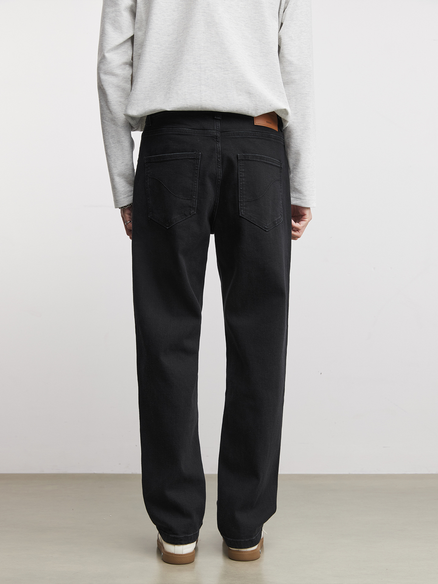 男士春秋彈力直筒黑色牛仔褲