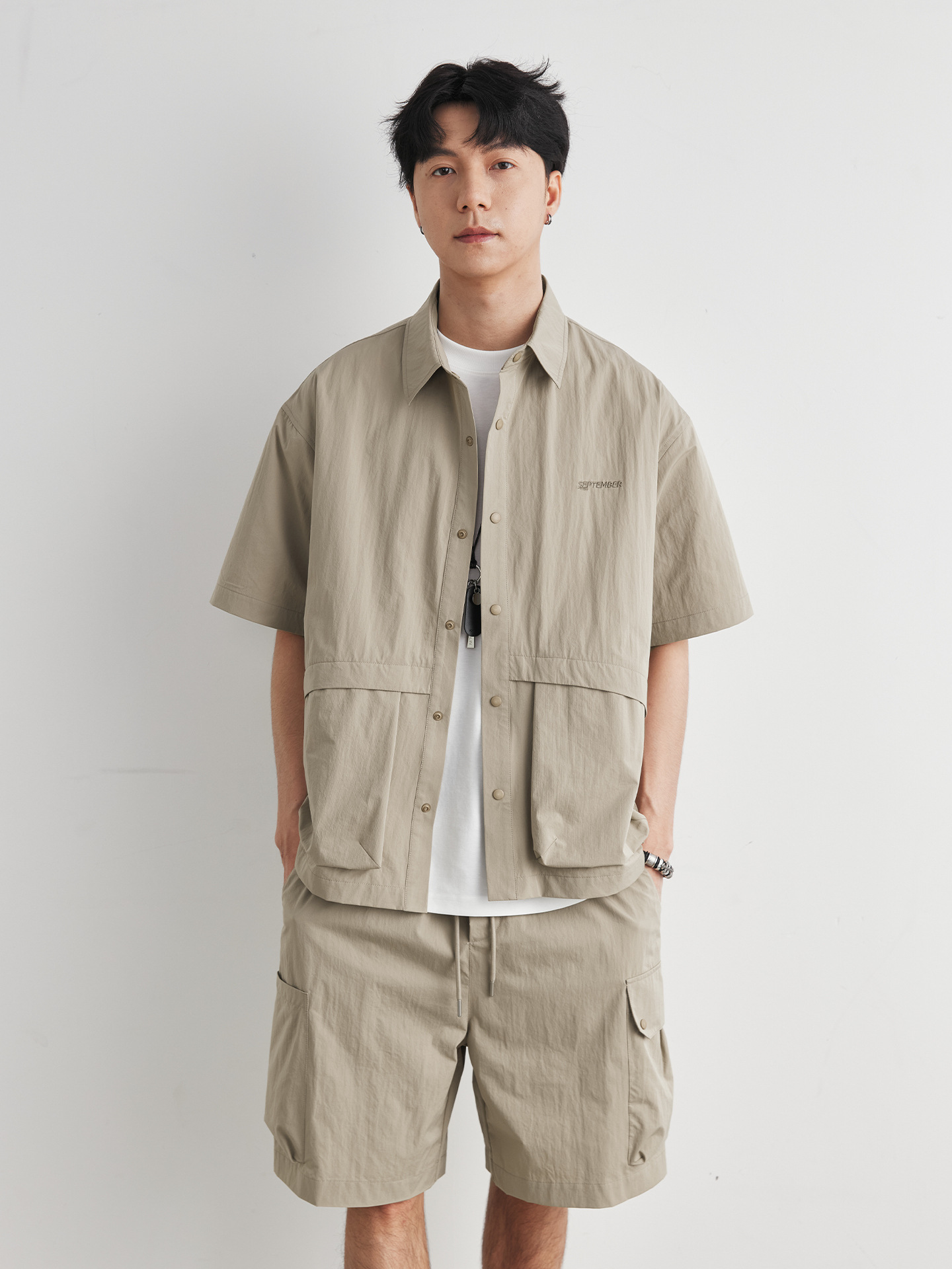 男夏透氣工裝短袖短褲兩件套