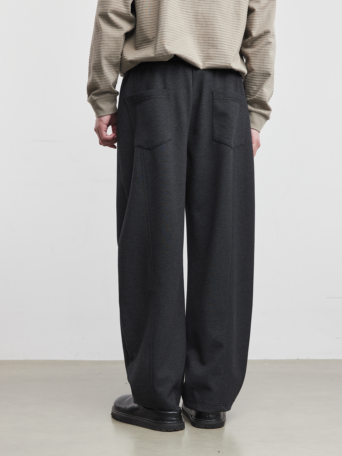 男士寬鬆純色春季通勤褲