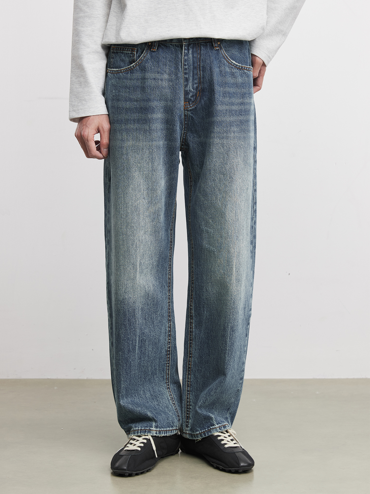 藍色直筒石墨水洗竹節紋長褲