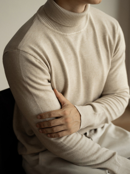 基礎款可機洗綿羊毛高領針織衫