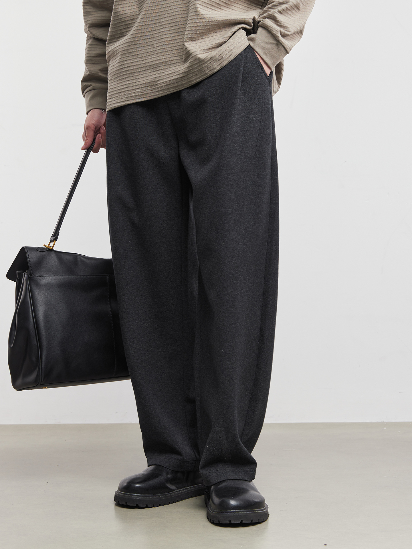 男士寬鬆純色春季通勤褲