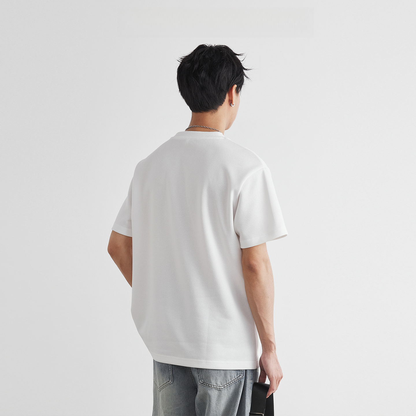 經典純色百搭圓領休閒T