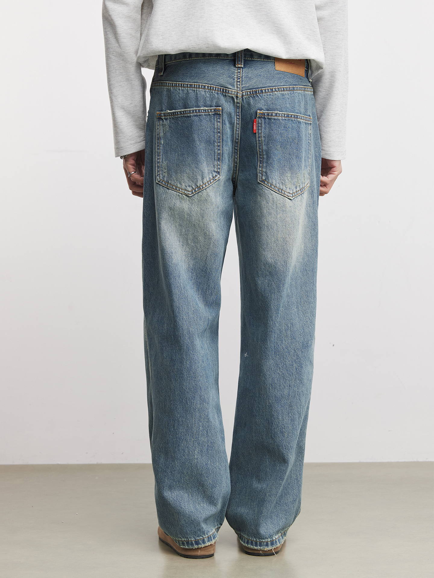 春秋款經典波浪紋水洗直筒牛仔褲