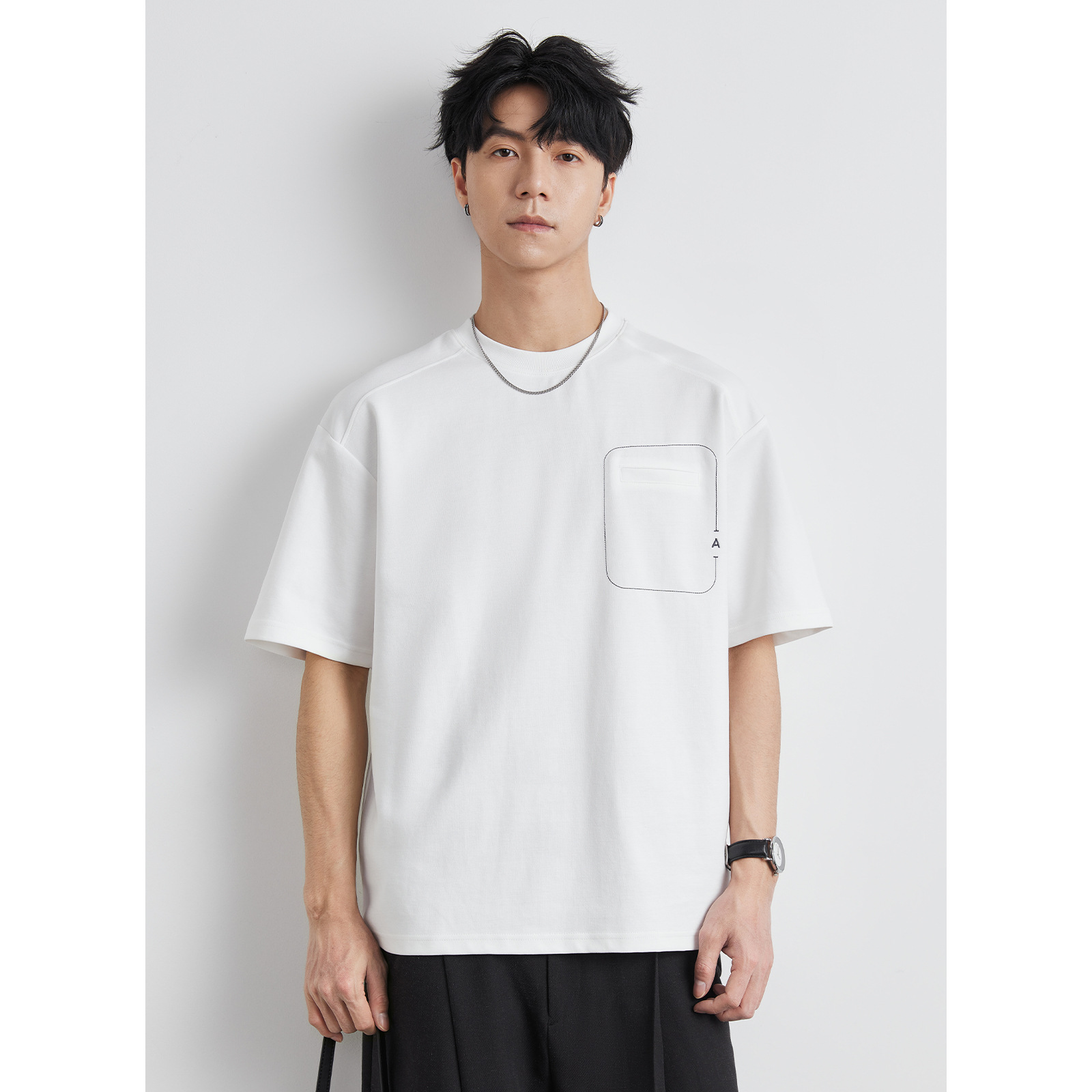 男士夏季230G圓領簡約短袖T恤