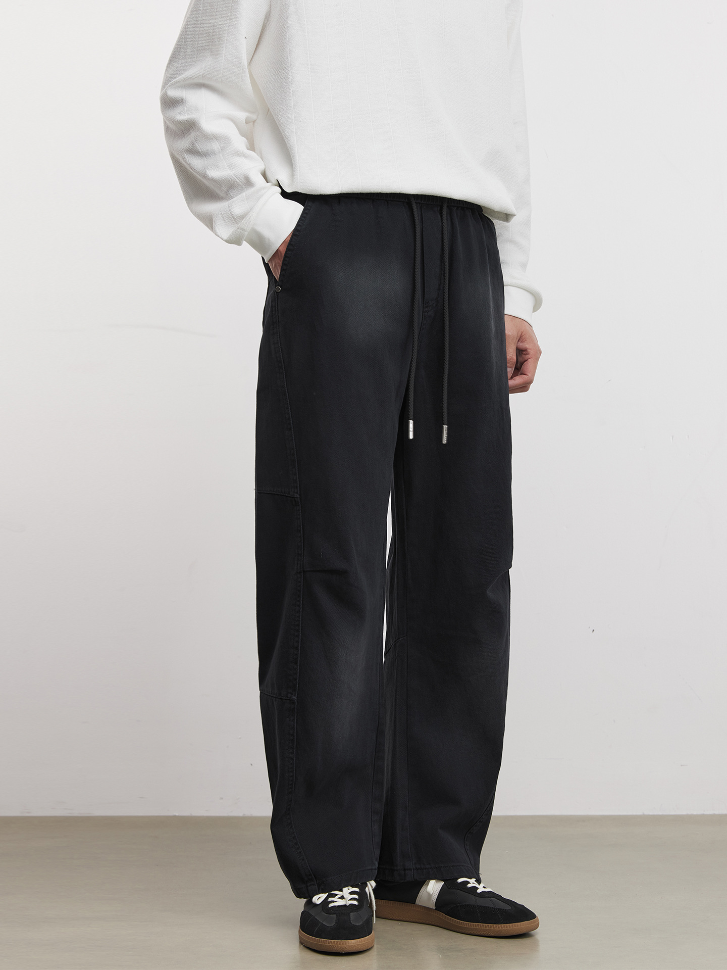 男春季彎刀傘兵褲