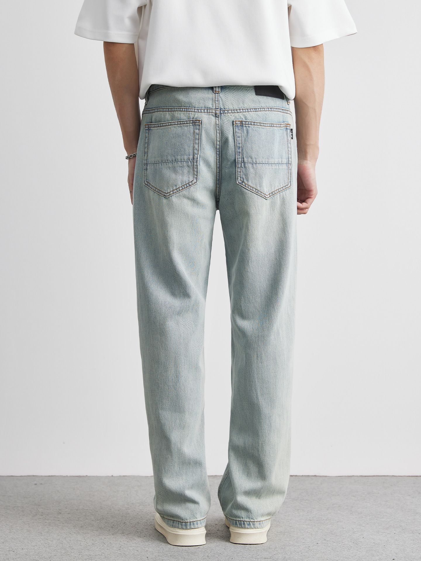 萊賽爾天絲薄款牛仔褲