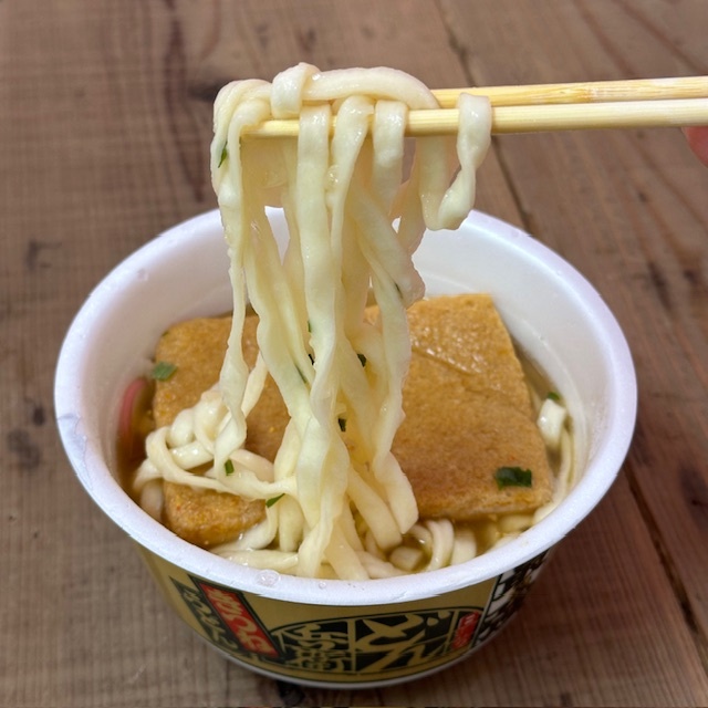 NISSIN Saikyo Donbei Kitsune Udon/Kakiage Soba "Everything is the star" Cup noodles [Direct from Japan]-FUKUOKA_OTAKU