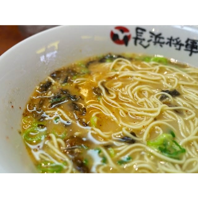 The birthplace of mustard greens ramen, the Nagahama shogun's specialty "original Pickled Takana Mustard with Chili"  [Direct from Japan]