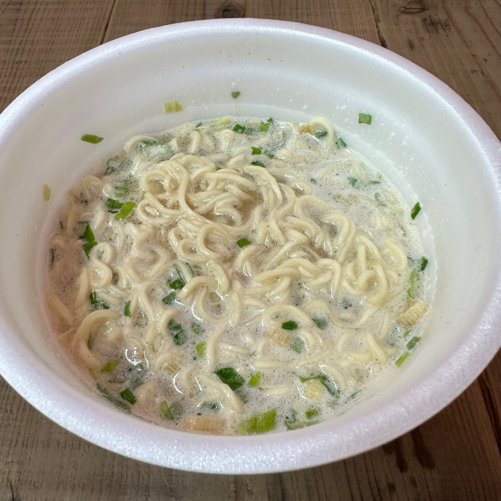 Marutai Original Foam Style "Ikkousha" Supervised Pork Bone Ramen 109g [Direct from Japan]-FUKUOKA_OTAKU