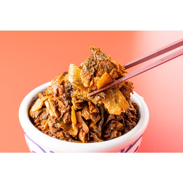 The birthplace of mustard greens ramen, the Nagahama shogun's specialty "original Pickled Takana Mustard with Chili"  [Direct from Japan]