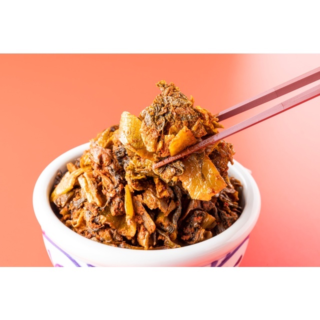 The birthplace of mustard greens ramen, the Nagahama shogun's specialty "original Pickled Takana Mustard with Chili"  [Direct from Japan]