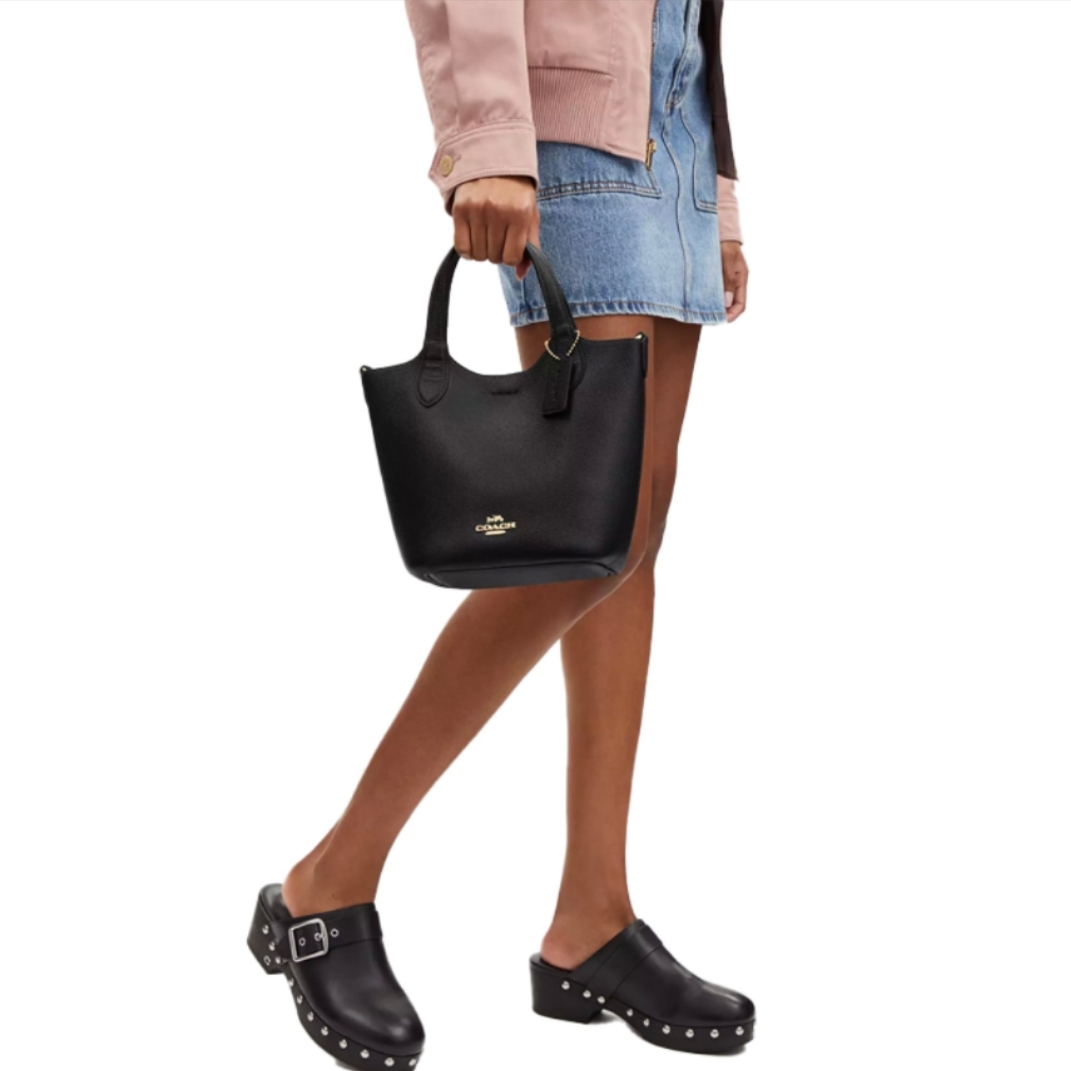 COACHハンナ 18 クロスボディハンドバッグ