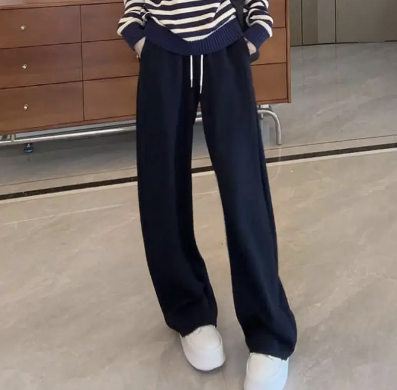 韓版撞色條紋連帽針織衫｜女款半拉鍊設計 早秋慵懶鬆弛感上衣 + 寬鬆闊腿褲