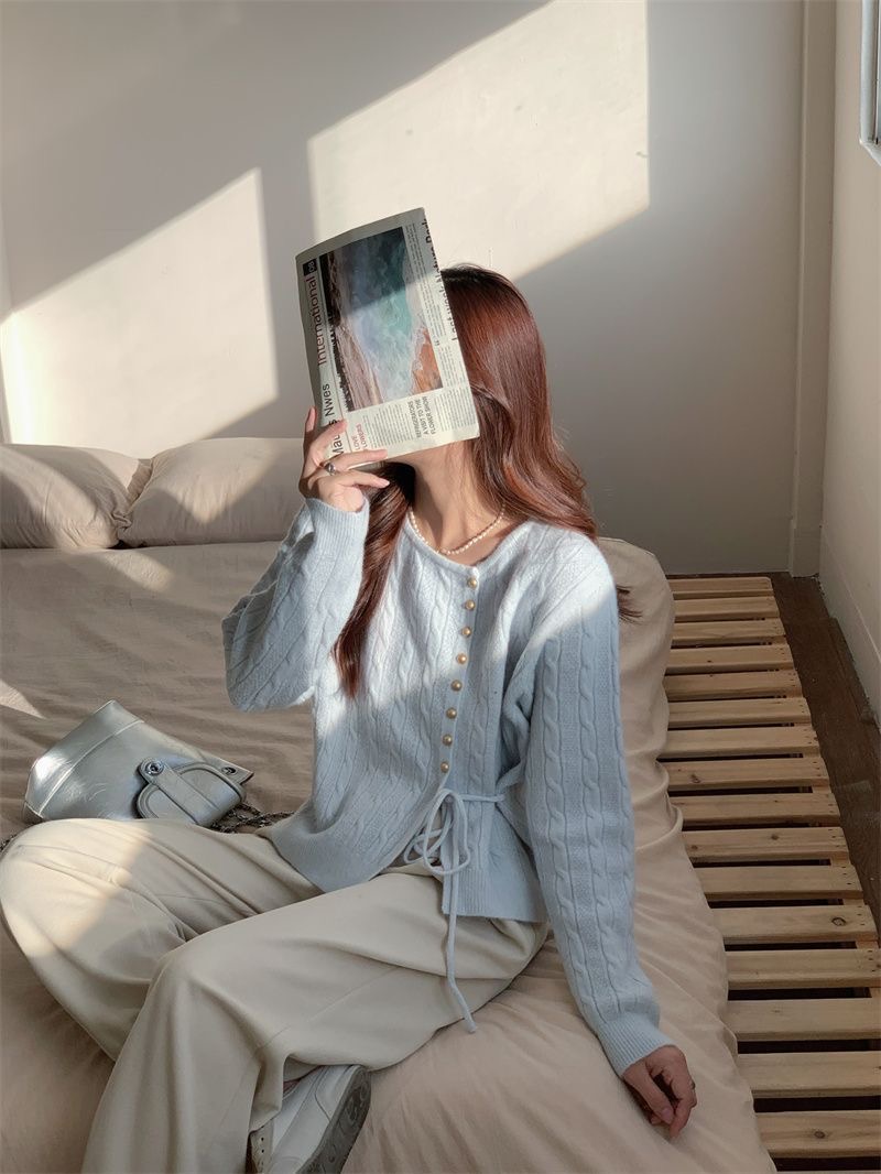 溫柔奶系藍色麻花|日系內搭針織上衣|開衫設計感|慵懶寬鬆毛衣女針織上衣