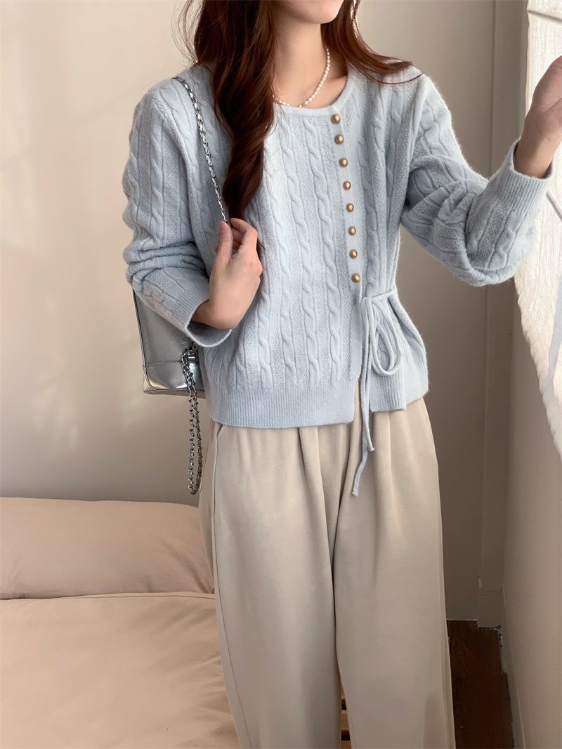 溫柔奶系藍色麻花|日系內搭針織上衣|開衫設計感|慵懶寬鬆毛衣女針織上衣