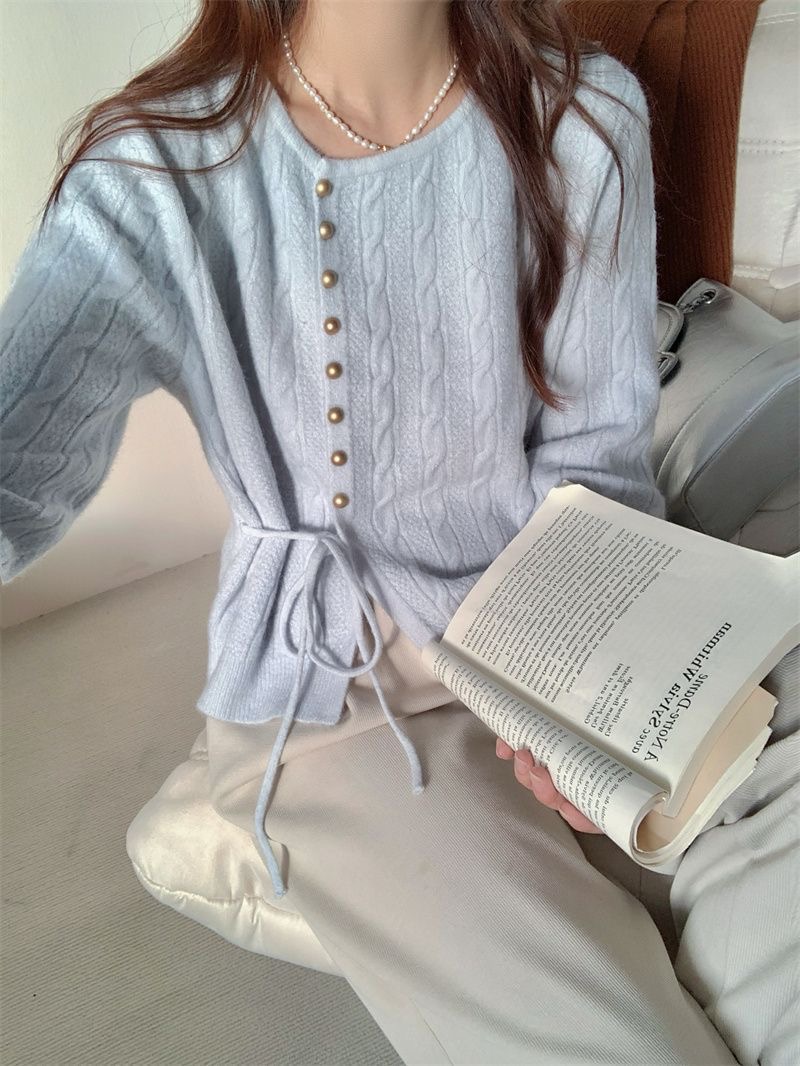 溫柔奶系藍色麻花|日系內搭針織上衣|開衫設計感|慵懶寬鬆毛衣女針織上衣