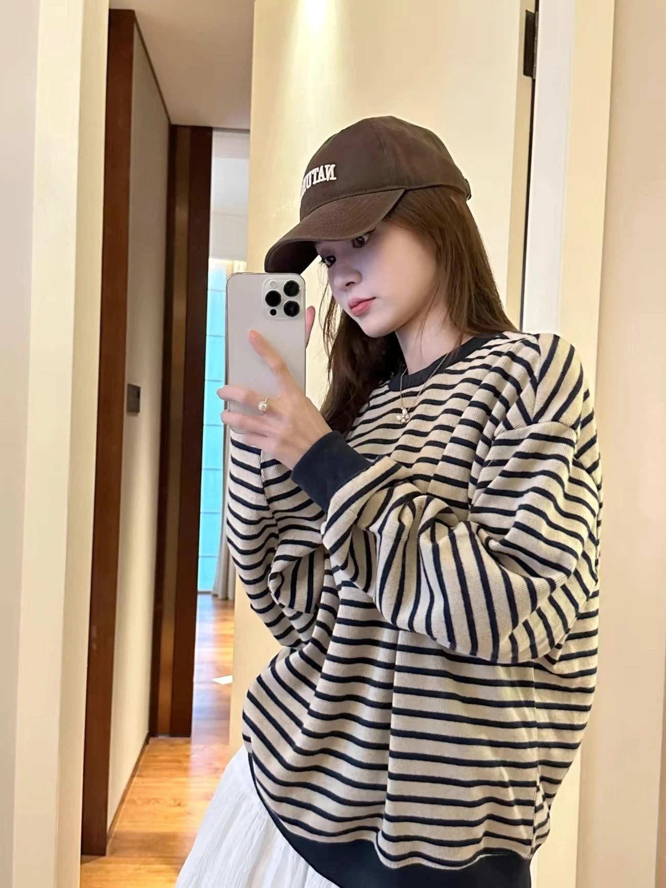 『減齡日常款』寬鬆美式復古條紋圓領針織｜無帽衛衣女 慵懶風長袖上衣