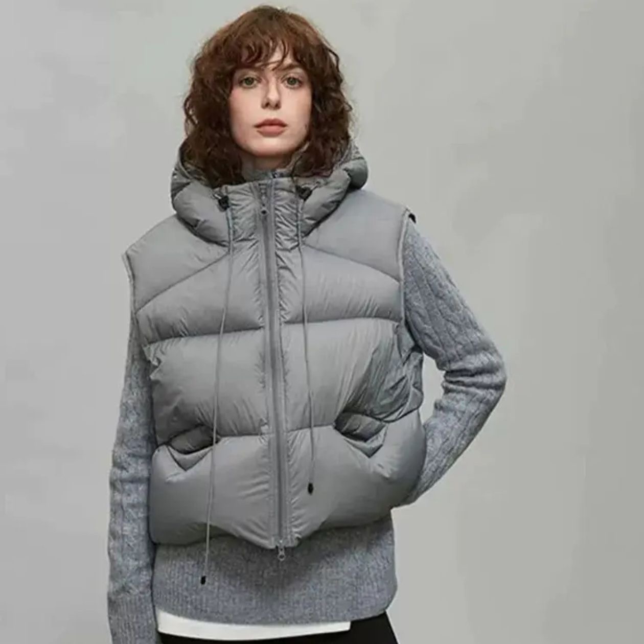 高品質連帽羽絨背心 | 輕柔蓬鬆小個子專屬 | 短版寬鬆秋冬時尚外套