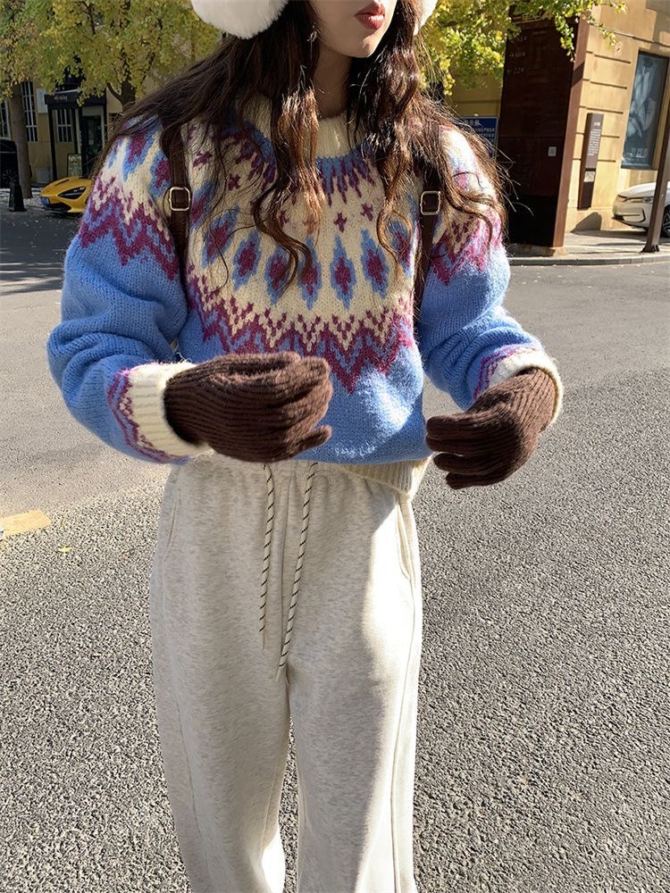2026秋冬新款費爾島女款軟糯針織衫| 北歐復古慵懶風加厚套頭繡花毛衣