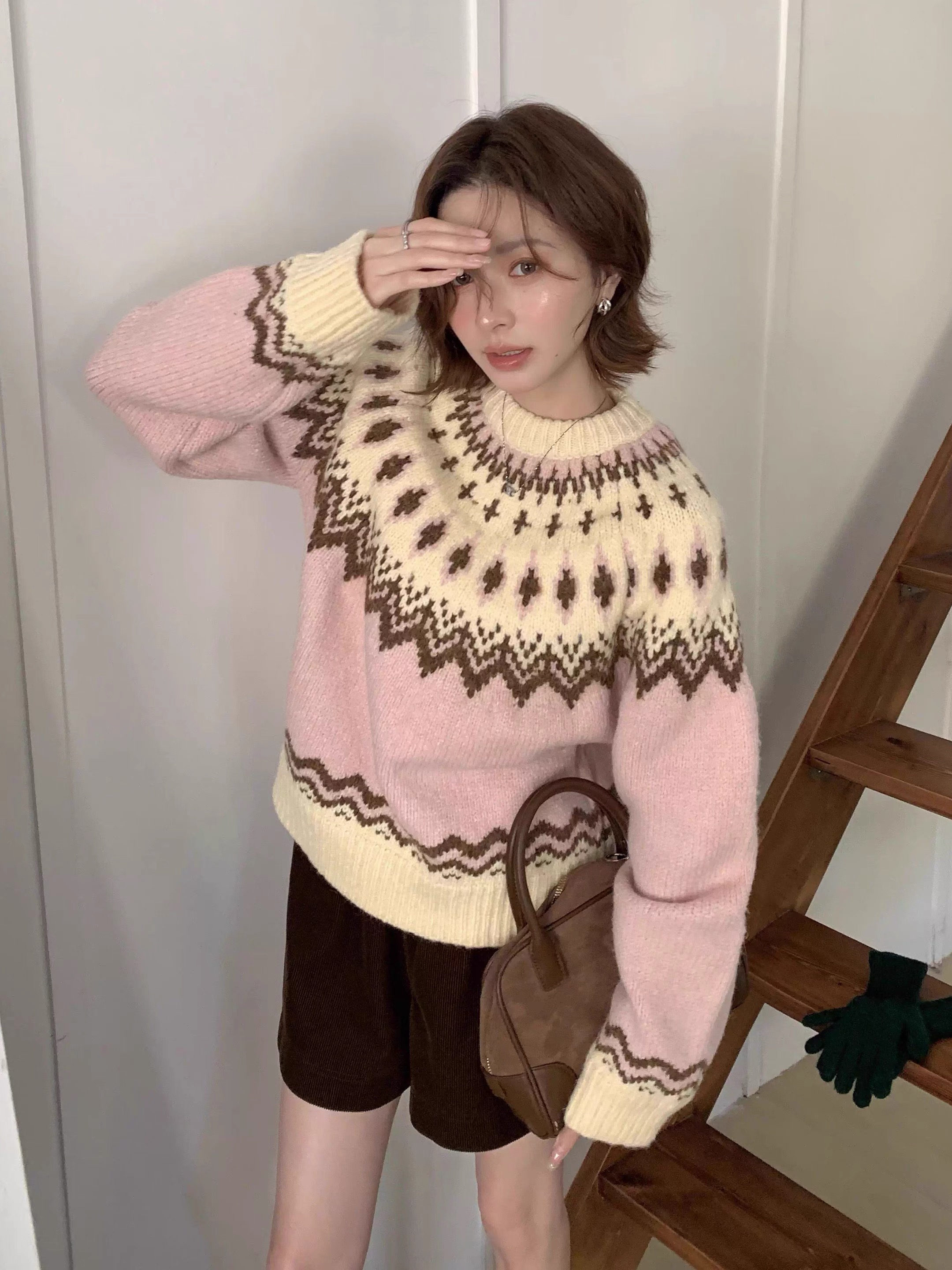 2026秋冬新款費爾島女款軟糯針織衫| 北歐復古慵懶風加厚套頭繡花毛衣