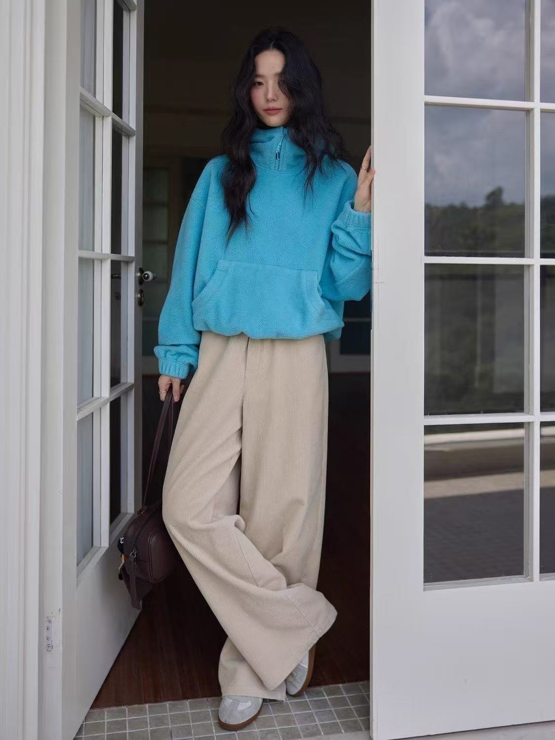 虹藍色連帽寬鬆毛毛懶懶外套｜袋鼠兜毛絨衛衣