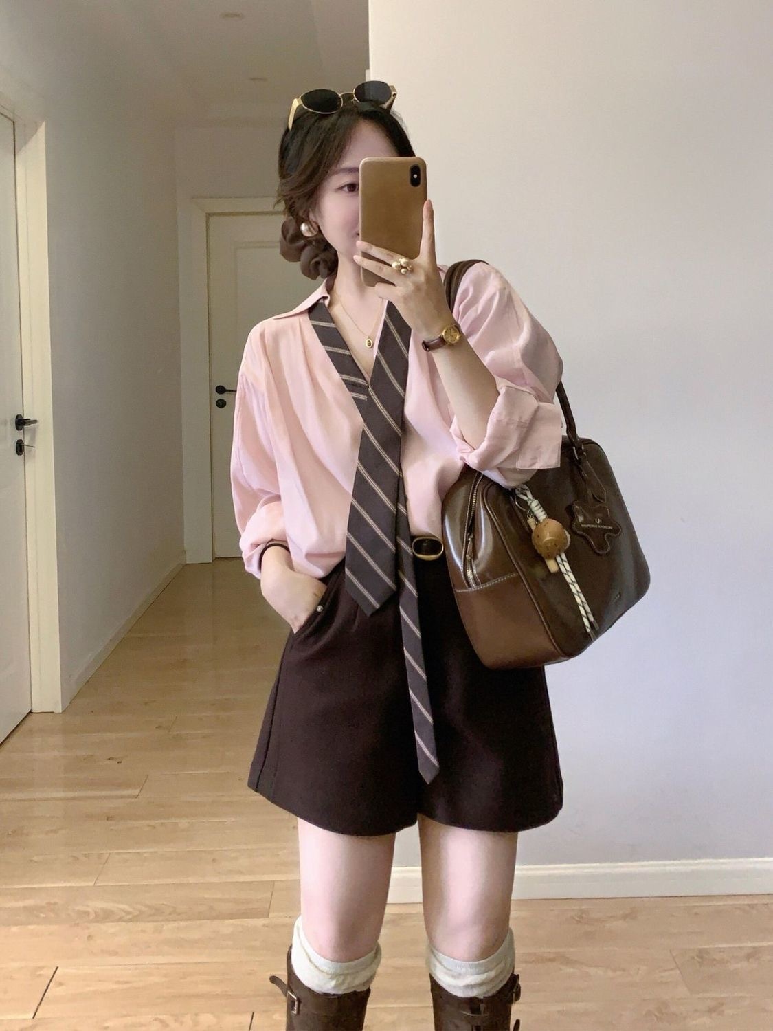 「帥帥風」粉色領帶西裝上衣｜時尚減齡襯衫｜質感通勤百搭上衣