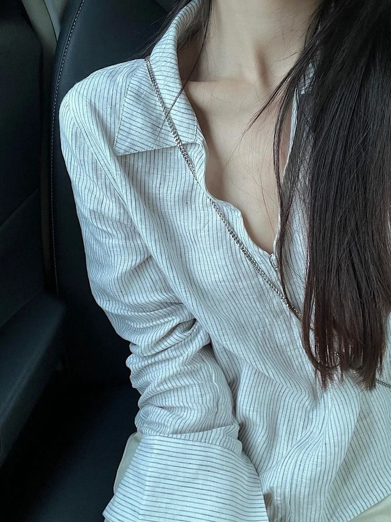 早秋新款寬鬆休閒襯衫 | 拉鍊條紋翻領通勤上衣