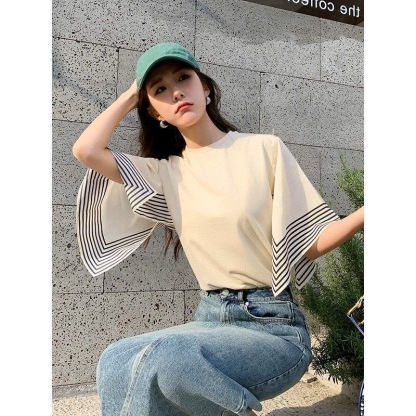 春夏季小眾別致上衣 | 女裝韓版設計感條紋拼接寬鬆 T 恤