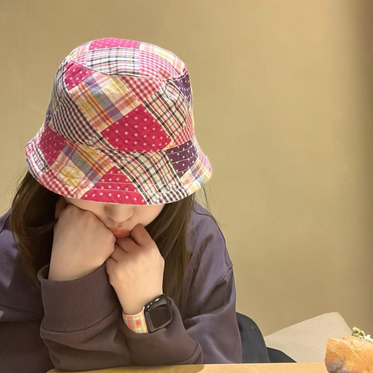 情侶款高級質感衛衣 | 早春刺繡 LOGO 圓領 | 寬鬆休閒無帽百搭上衣