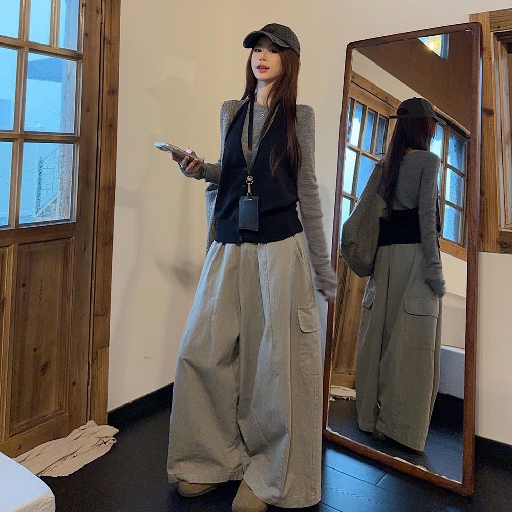 韓系掛脖針織開衫三件組 | 女秋冬馬甲疊穿 | 時尚休閒工裝褲套裝