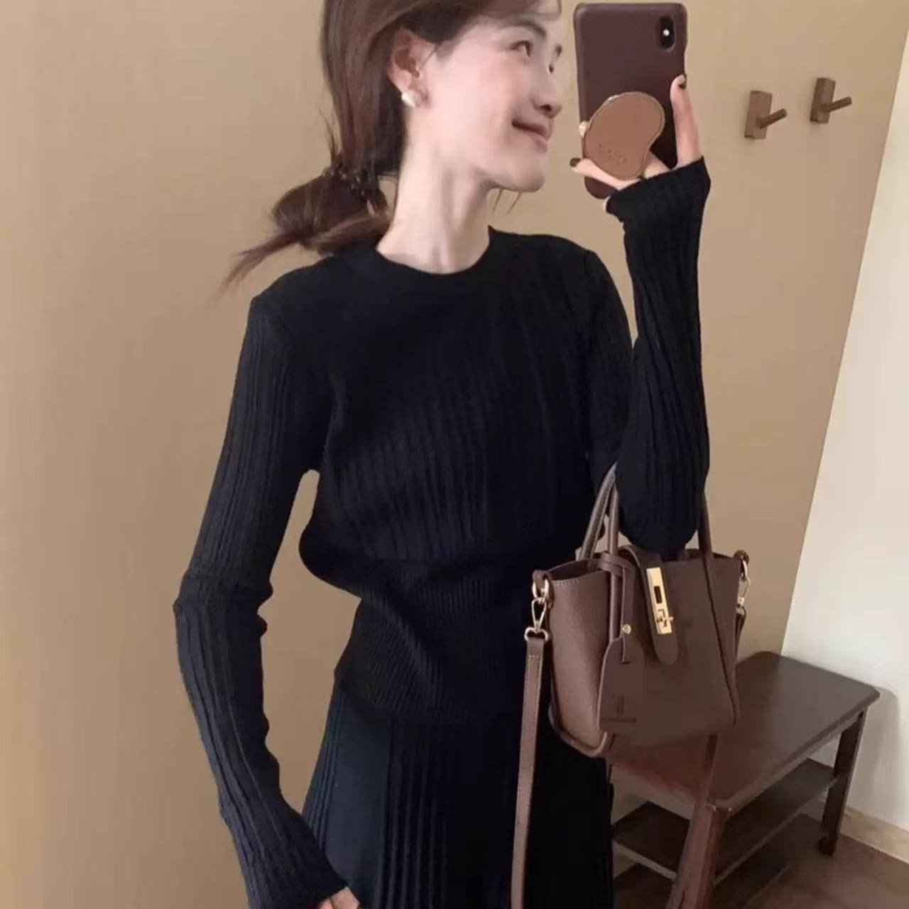 秋季新款收腰顯瘦針織套裝 | 圓領針織打底衫 + 半身裙 | 高級感穿搭