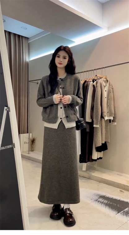 韓系高級感套裝｜入秋必收 | 假兩件針織拼接減齡半身裙兩件組