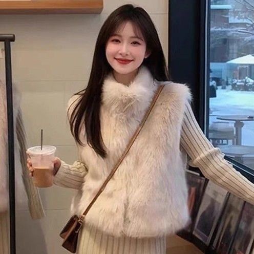 秋冬新款｜網紅款顯瘦韓風兩件組 百搭毛毛馬甲 + 內搭連衣裙